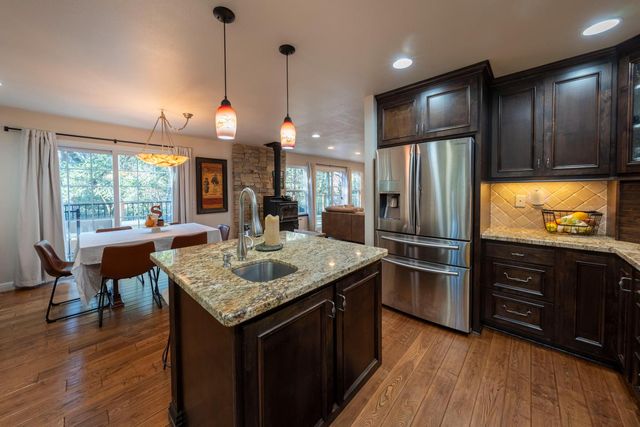 6212 Baywood Ct, Foresthill, CA 95631