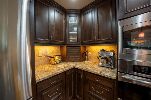 6212 Baywood Ct, Foresthill, CA 95631