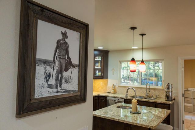 6212 Baywood Ct, Foresthill, CA 95631