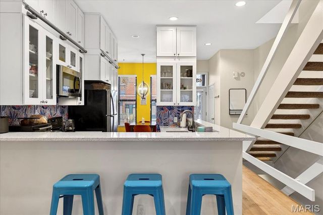 4303 Laclede Avenue D, St Louis, MO 63108