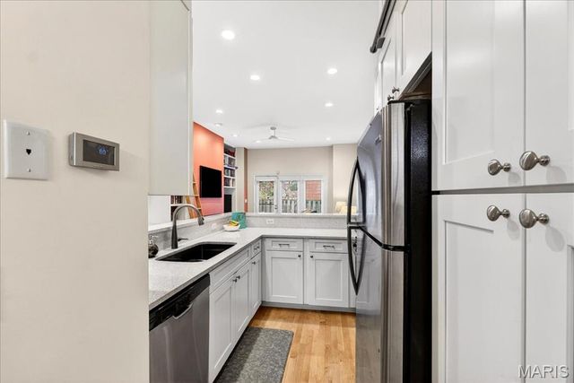 4303 Laclede Avenue D, St Louis, MO 63108