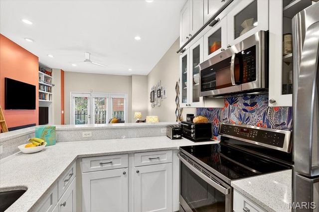 4303 Laclede Avenue D, St Louis, MO 63108