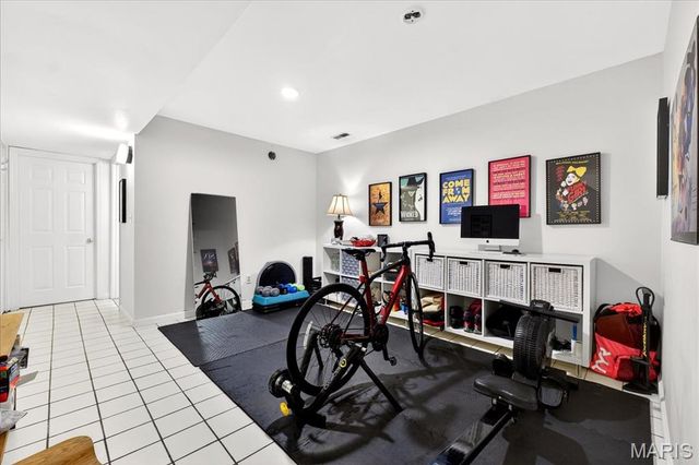 4303 Laclede Avenue D, St Louis, MO 63108