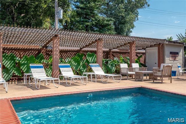 4303 Laclede Avenue D, St Louis, MO 63108