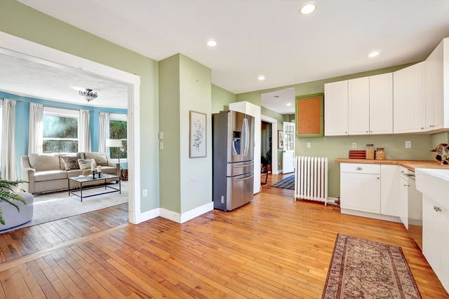 4-6 Crane Ave, Maynard, MA 01754