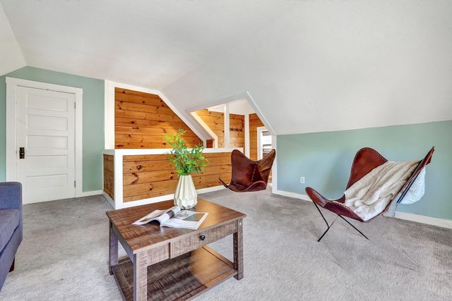 4-6 Crane Ave, Maynard, MA 01754