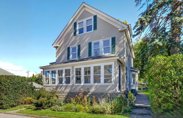 4-6 Crane Ave, Maynard, MA 01754