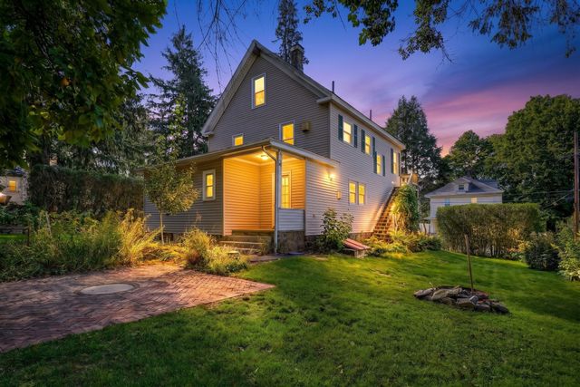 4-6 Crane Ave, Maynard, MA 01754