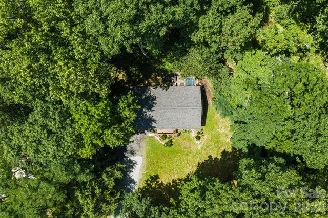100 Summersweet Drive, Banner Elk, NC 28604