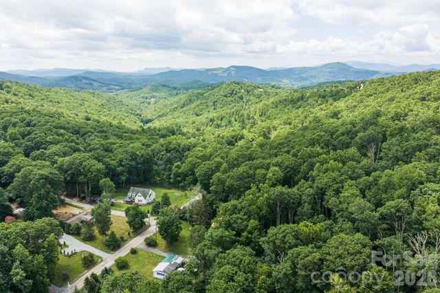 100 Summersweet Drive, Banner Elk, NC 28604