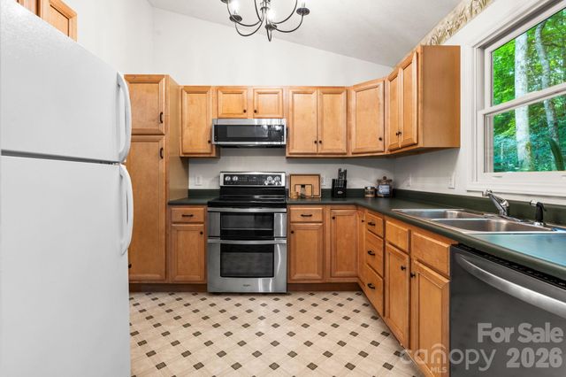 100 Summersweet Drive, Banner Elk, NC 28604