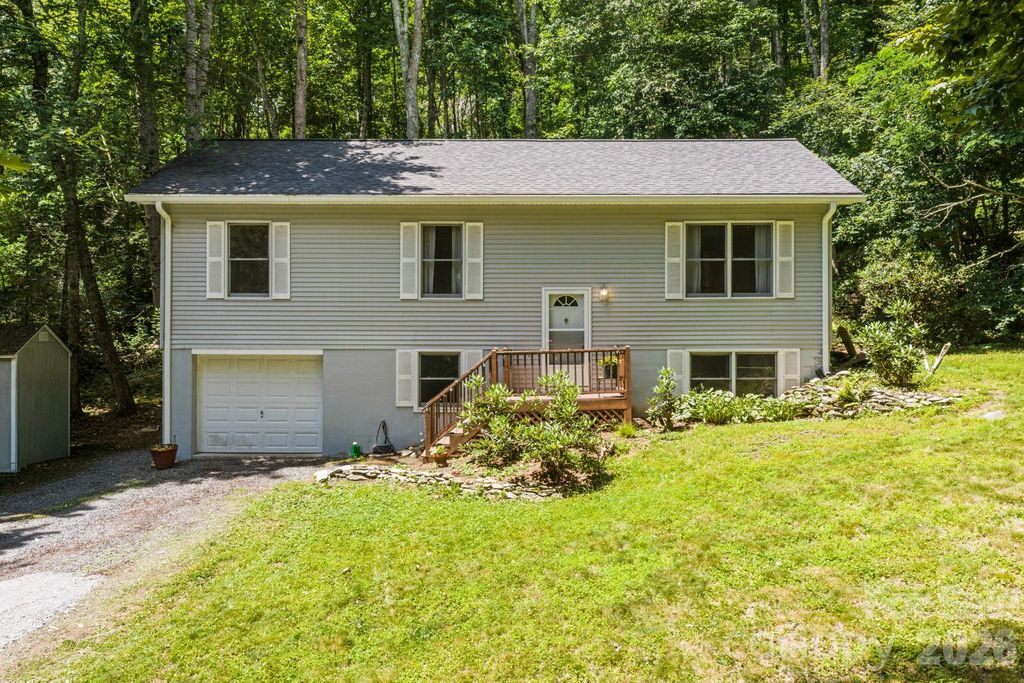 100 Summersweet Drive, Banner Elk, NC 28604