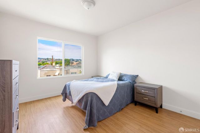 1515 Underwood Avenue, San Francisco, CA 94124