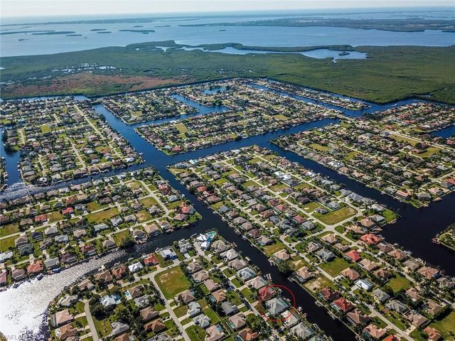 4824 SW 24th PL, Cape Coral, FL 33914