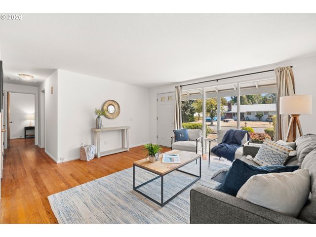 13375 Sw PEARL St, Beaverton, OR 97005