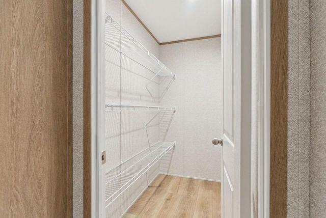 1001 Mustang Crossing Drive, Waller, TX 77484