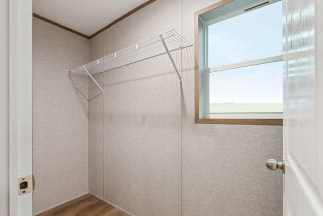 1001 Mustang Crossing Drive, Waller, TX 77484