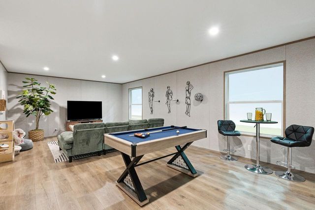 1001 Mustang Crossing Drive, Waller, TX 77484