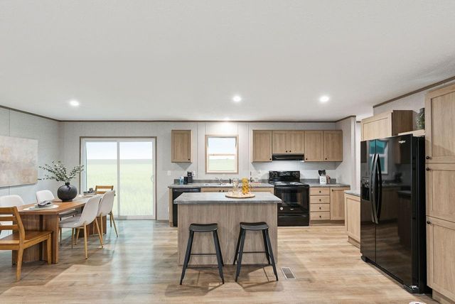 1001 Mustang Crossing Drive, Waller, TX 77484