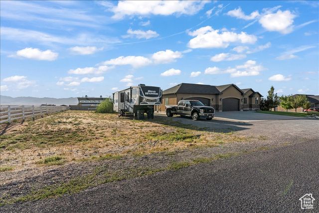 3949 N ROSE SPRINGS RD, Erda, UT 84074