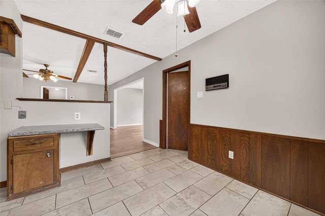 11710 N Petersham Drive, Houston, TX 77031