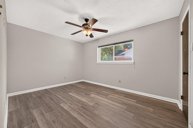 11710 N Petersham Drive, Houston, TX 77031