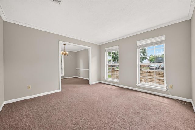 11710 N Petersham Drive, Houston, TX 77031