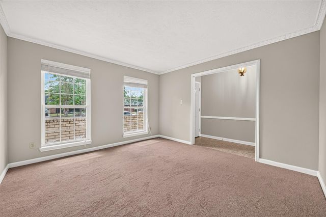 11710 N Petersham Drive, Houston, TX 77031