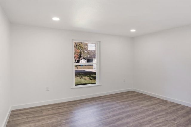 450 Hickory Street, Lewisville, TX 75057