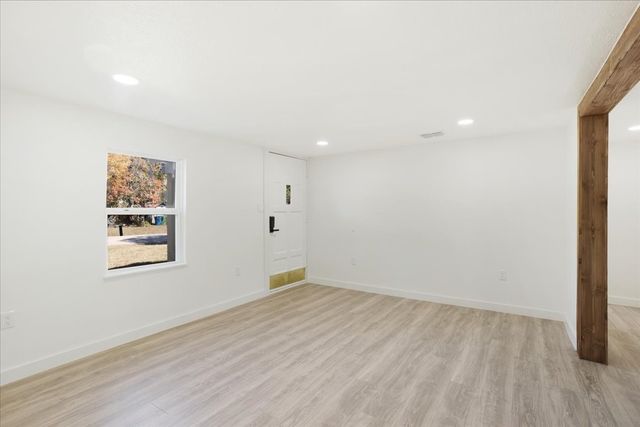 450 Hickory Street, Lewisville, TX 75057