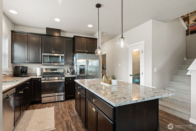 1950 N Prairie Lane, Lynden, WA 98264