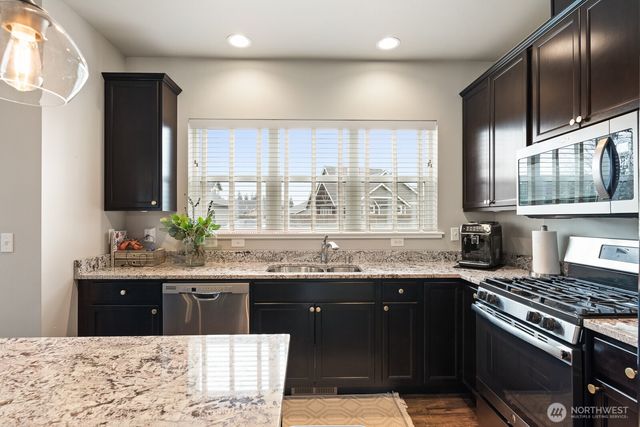 1950 N Prairie Lane, Lynden, WA 98264