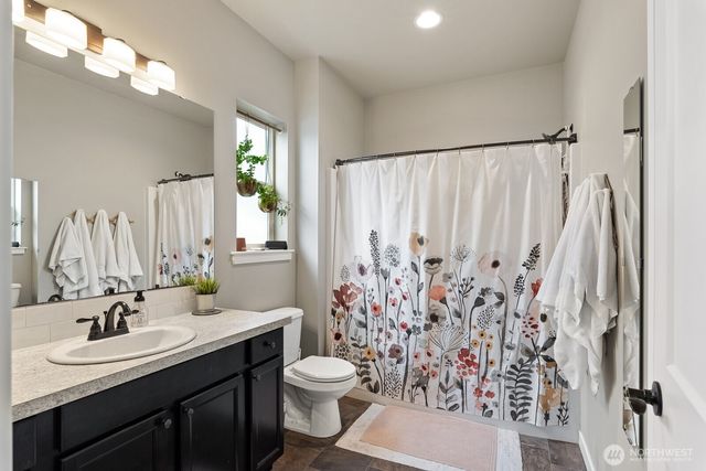 1950 N Prairie Lane, Lynden, WA 98264