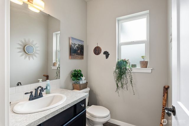 1950 N Prairie Lane, Lynden, WA 98264