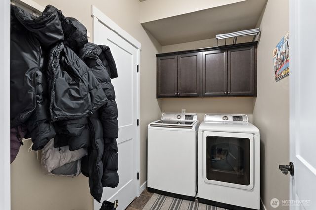 1950 N Prairie Lane, Lynden, WA 98264