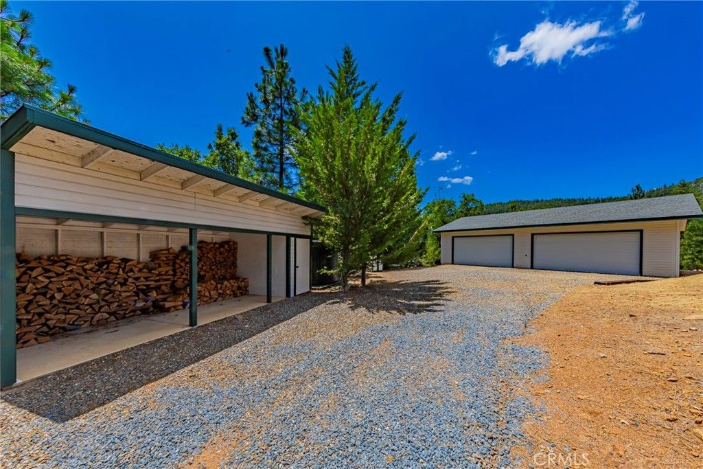 Image 6 of property listing at 53235 Finegold Creek Court, North Fork, CA 93643