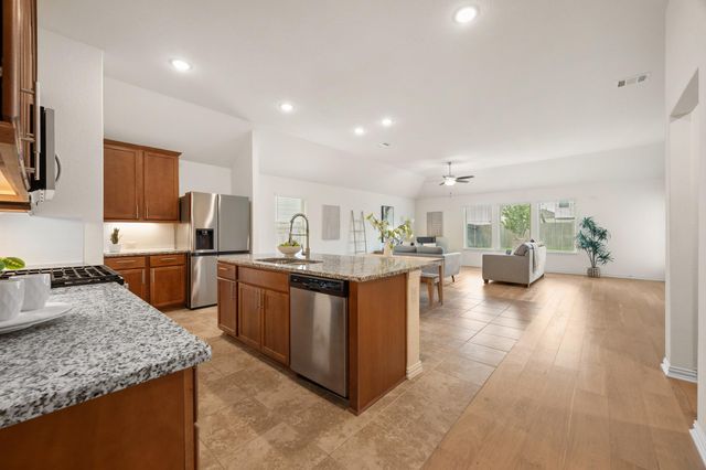 320 Somerville ST, Leander, TX 78641