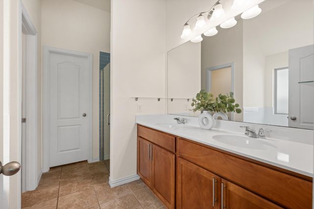 320 Somerville ST, Leander, TX 78641