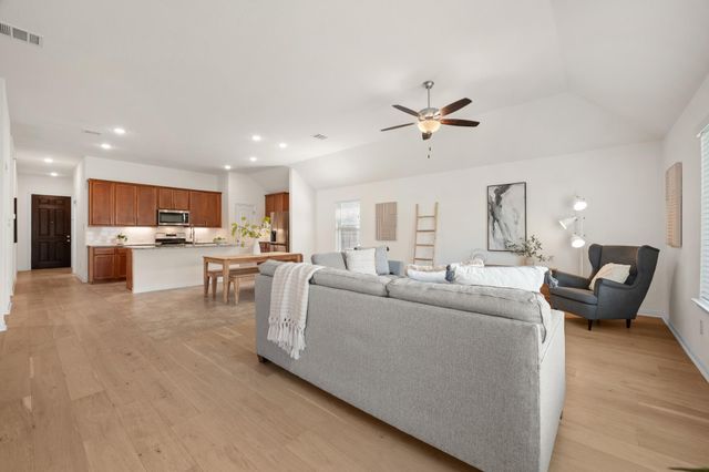 320 Somerville ST, Leander, TX 78641