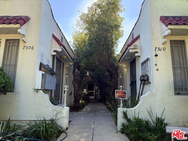 7506 Norton Avenue 7510, West Hollywood, CA 90046
