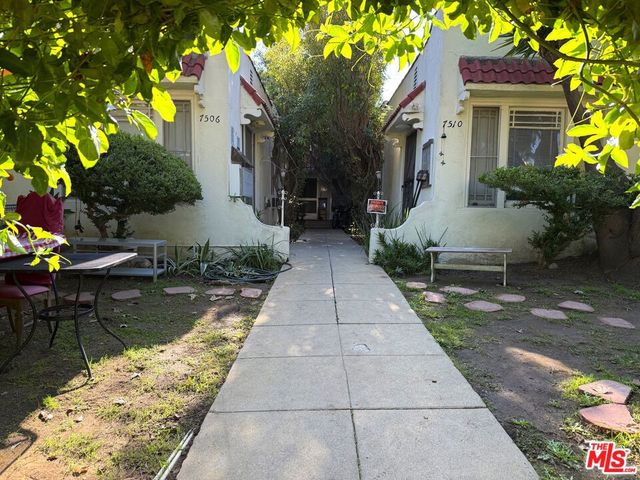 7506 Norton Avenue 7510, West Hollywood, CA 90046