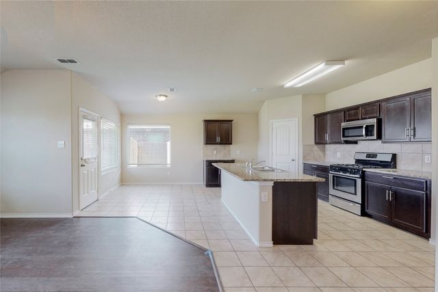 5140 Grayson Ridge Drive, Fort Worth, TX 76179