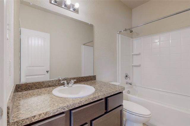 5140 Grayson Ridge Drive, Fort Worth, TX 76179