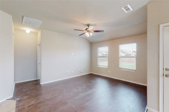 5140 Grayson Ridge Drive, Fort Worth, TX 76179