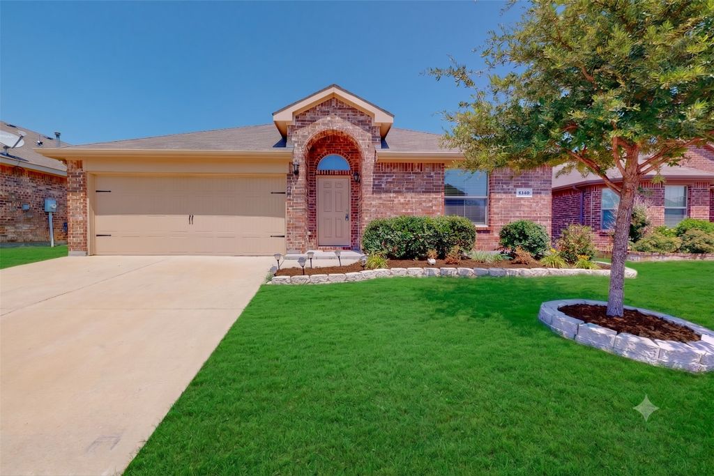 5140 Grayson Ridge Drive, Fort Worth, TX 76179