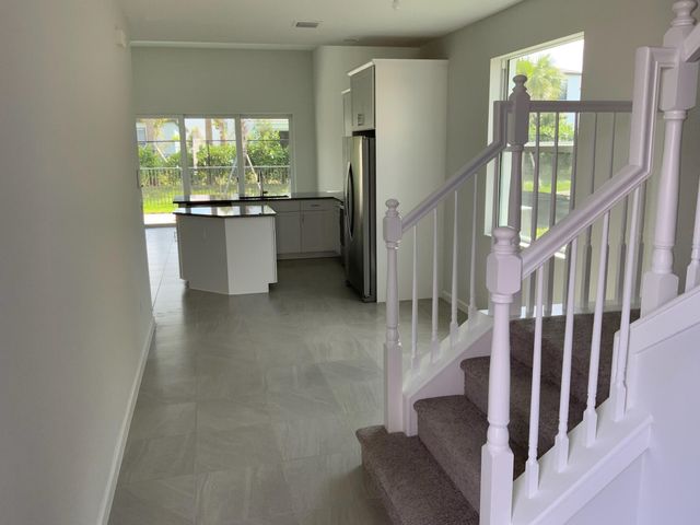16340 OAKVIEW Drive, The Acreage, FL 33470