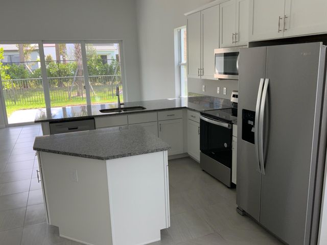 16340 OAKVIEW Drive, The Acreage, FL 33470