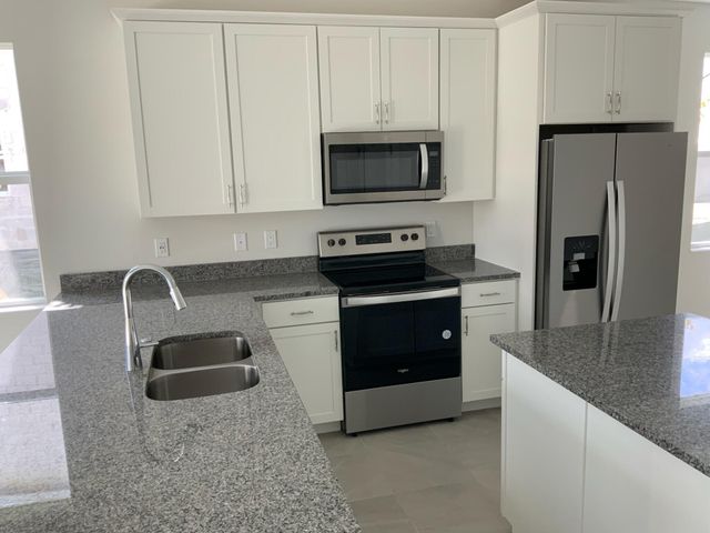 16340 OAKVIEW Drive, The Acreage, FL 33470
