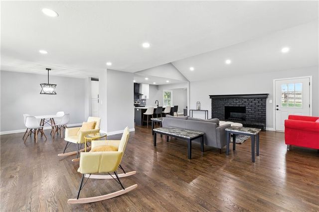 9916 Floyd Street, Overland Park, KS 66212