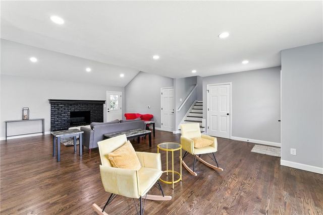 9916 Floyd Street, Overland Park, KS 66212